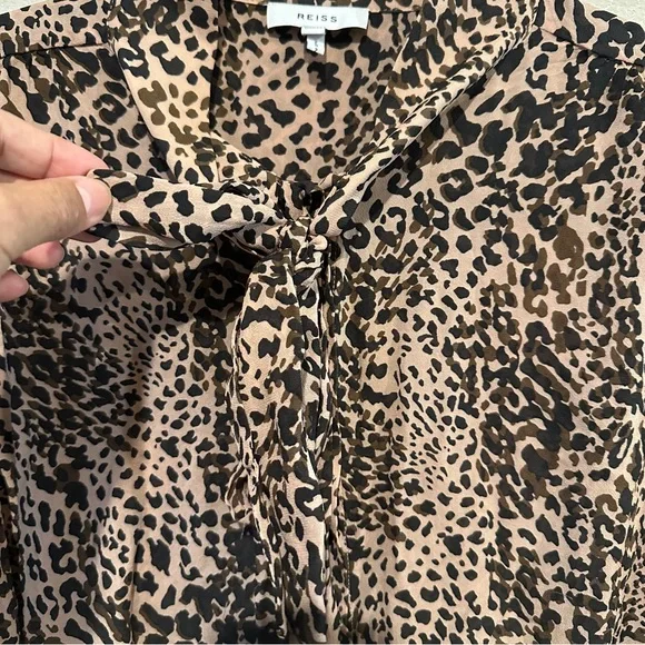 REISS Tora Cheetah Print Tie- Neck Boho Animal Print Blouse - Picture 5 of 8